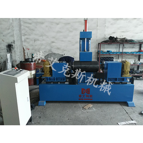 封頭齊邊機(jī).jpg